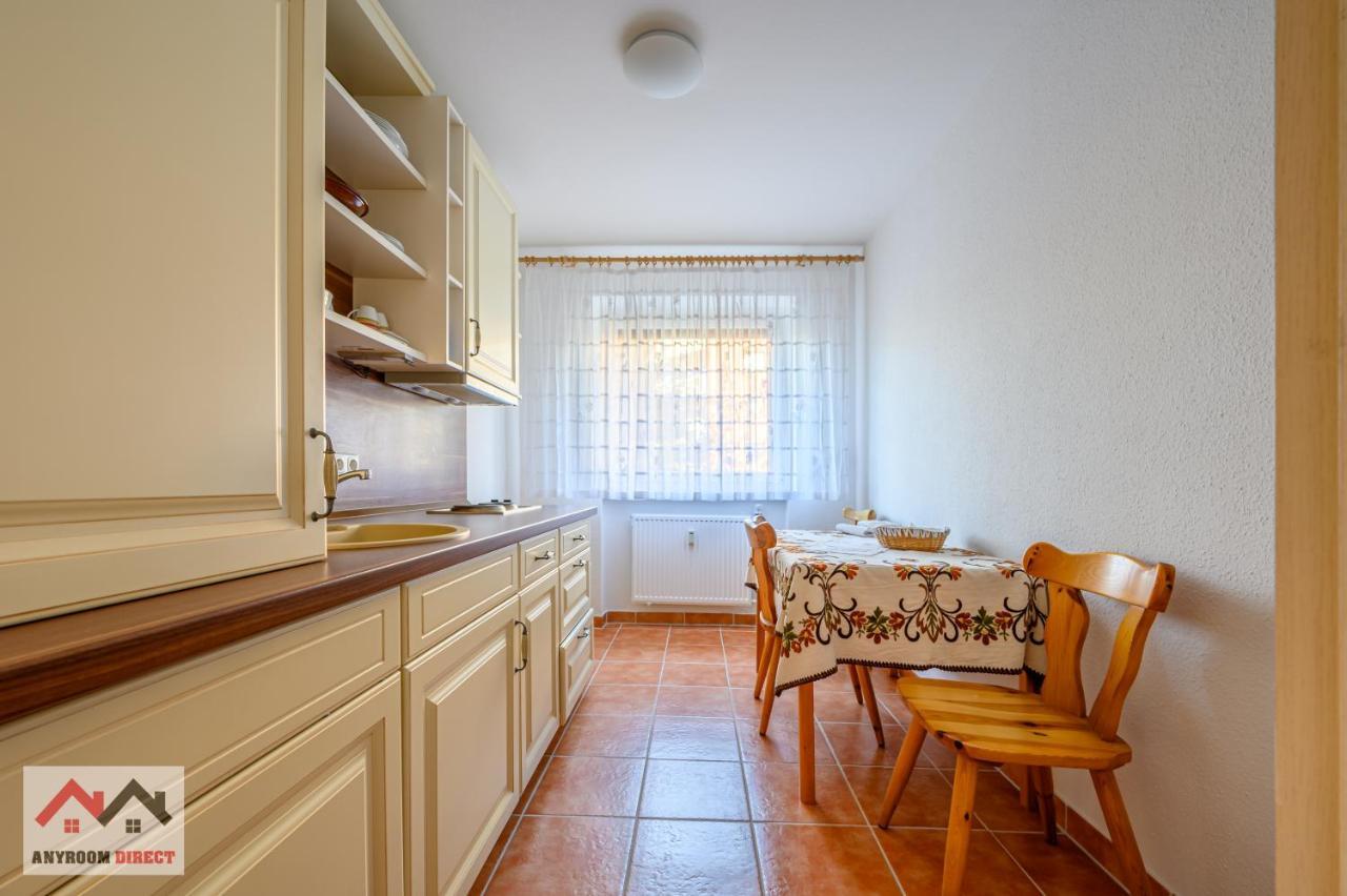 Anyroomdirect Private Apartments Near Hannover Exhibition Room Agency Bagian luar foto
