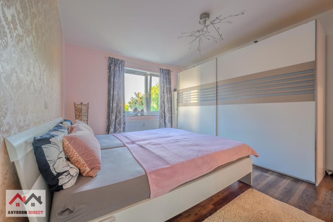 Anyroomdirect Private Apartments Near Hannover Exhibition Room Agency Bagian luar foto