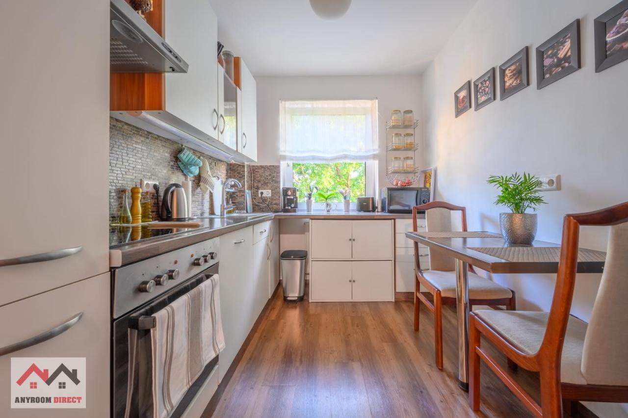 Anyroomdirect Private Apartments Near Hannover Exhibition Room Agency Bagian luar foto