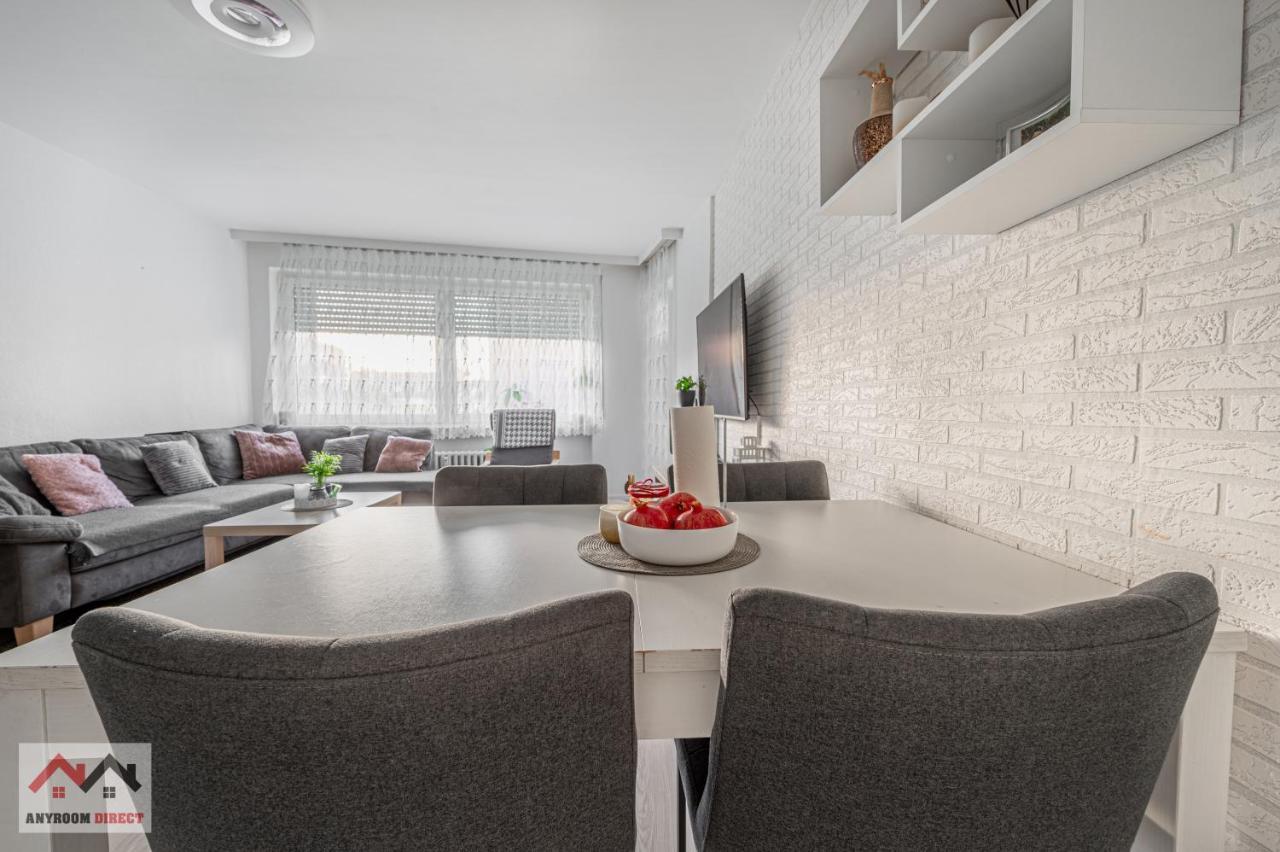 Anyroomdirect Private Apartments Near Hannover Exhibition Room Agency Bagian luar foto